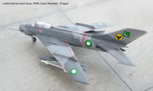 Model: Šenjang F-6 - Image 2